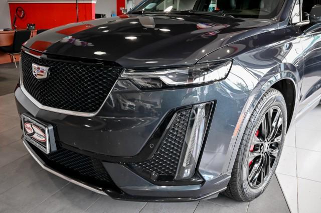 used 2022 Cadillac XT6 car, priced at $32,500