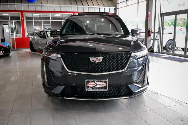 used 2022 Cadillac XT6 car, priced at $32,500