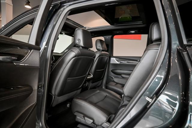 used 2022 Cadillac XT6 car, priced at $32,500