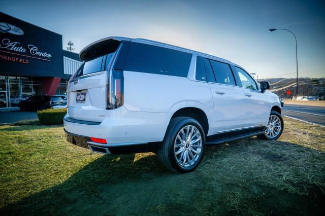 used 2021 Cadillac Escalade ESV car, priced at $57,426