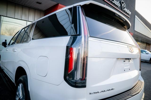 used 2021 Cadillac Escalade ESV car, priced at $57,426