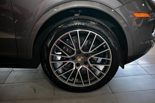 used 2020 Porsche Cayenne car