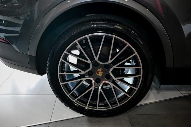 used 2020 Porsche Cayenne car