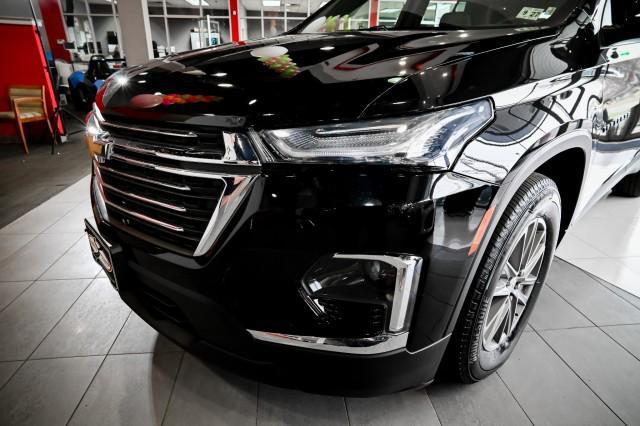 used 2023 Chevrolet Traverse car, priced at $29,152