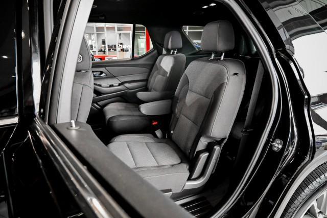 used 2023 Chevrolet Traverse car, priced at $29,152