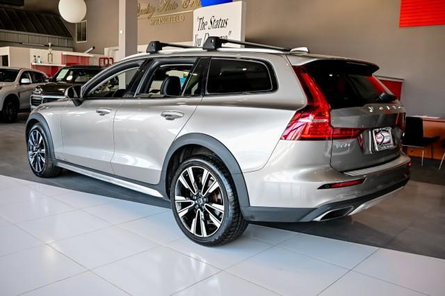 used 2020 Volvo V60 Cross Country car, priced at $25,280