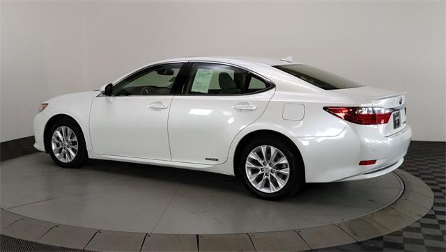 used 2013 Lexus ES 300h car, priced at $14,395