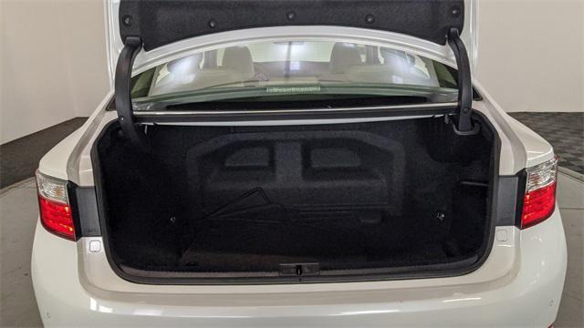 used 2013 Lexus ES 300h car, priced at $14,395