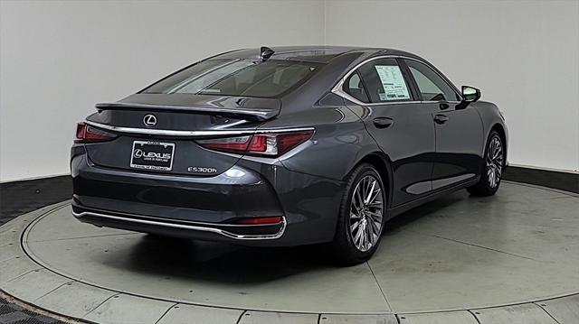 new 2025 Lexus ES 300h car, priced at $57,895