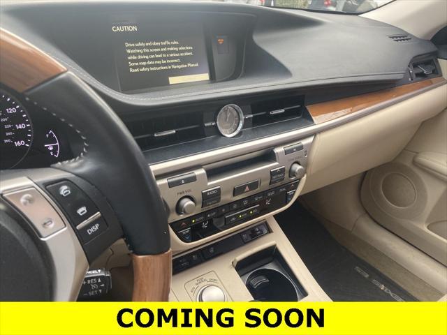 used 2014 Lexus ES 300h car, priced at $12,695