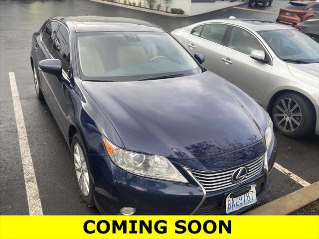 used 2014 Lexus ES 300h car, priced at $12,695