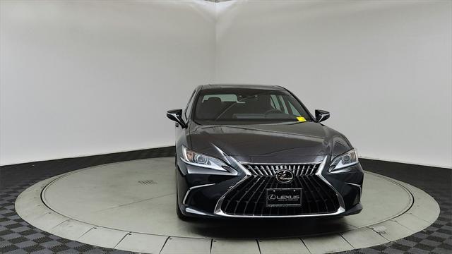 new 2025 Lexus ES 300h car, priced at $50,444