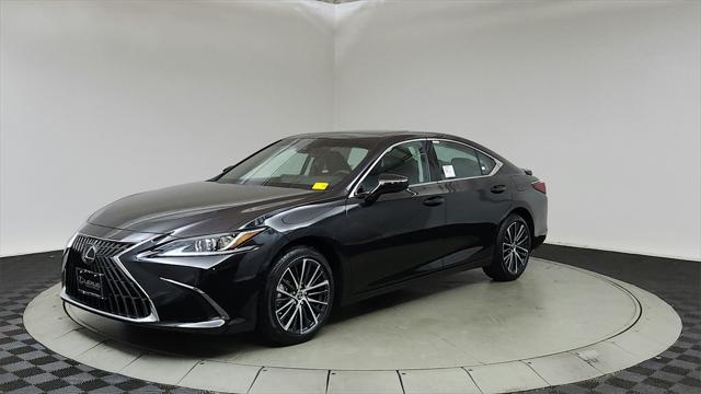 new 2025 Lexus ES 300h car, priced at $50,444