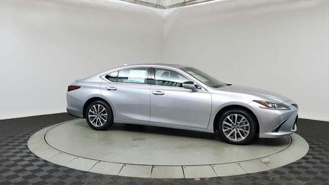 new 2025 Lexus ES 350 car, priced at $44,349