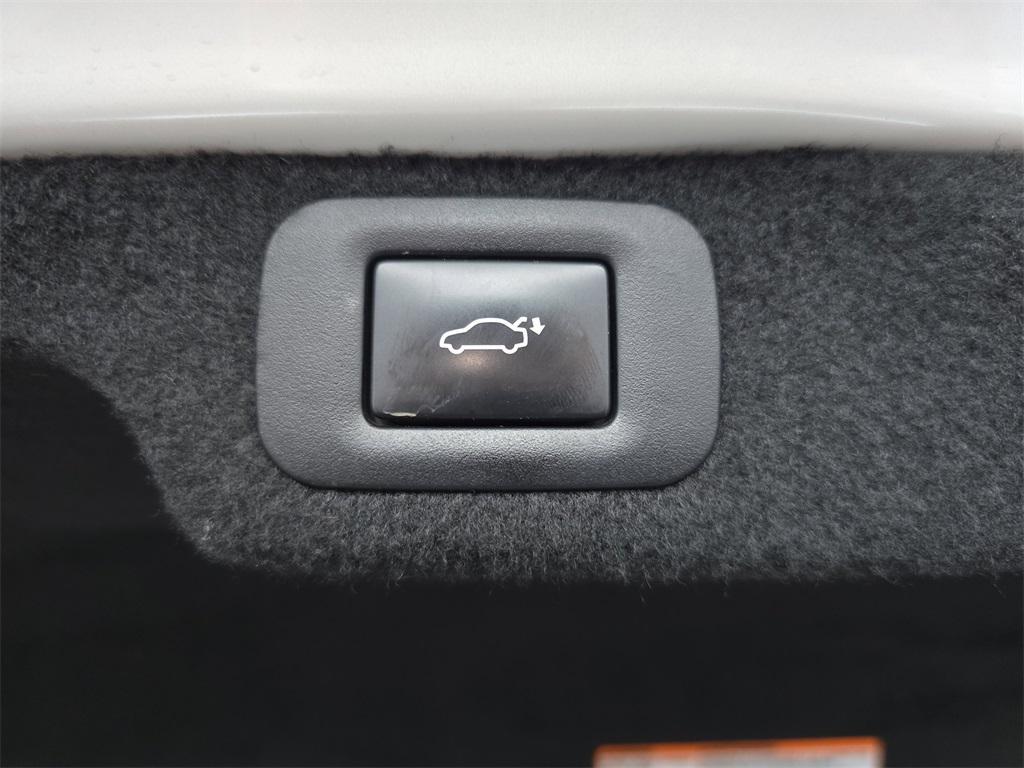 used 2021 Lexus LS 500 car, priced at $51,490