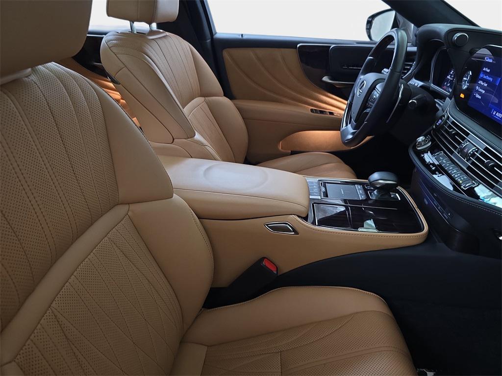 used 2021 Lexus LS 500 car, priced at $51,490