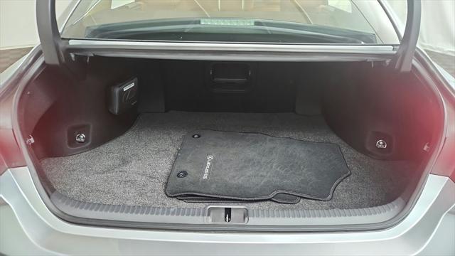 used 2023 Lexus ES 300h car, priced at $40,900