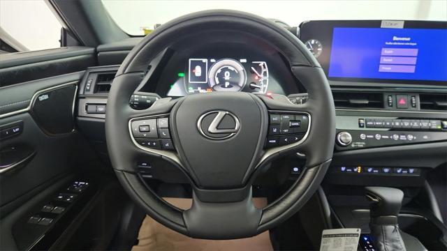 new 2025 Lexus ES 300h car, priced at $56,564