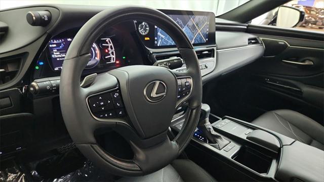 used 2022 Lexus ES 350 car, priced at $42,600