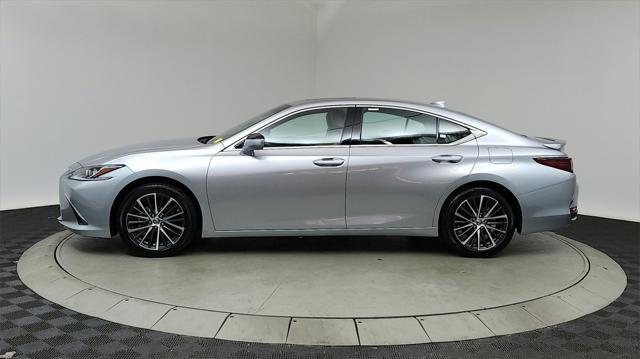 used 2023 Lexus ES 300h car, priced at $40,497