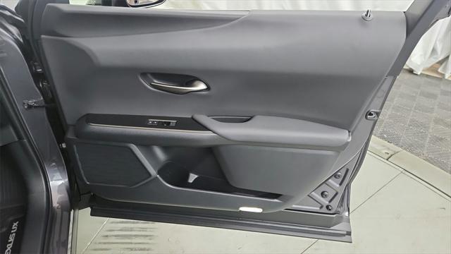 new 2025 Lexus UX 300h car, priced at $46,278