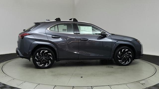 new 2025 Lexus UX 300h car, priced at $46,278