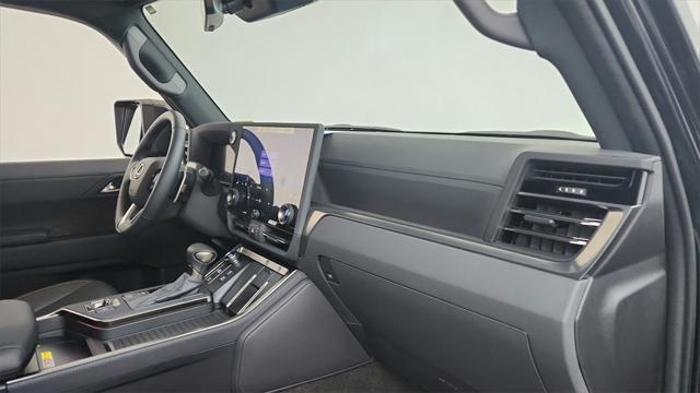 new 2025 Lexus GX 550 car, priced at $72,934