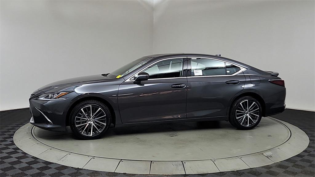 new 2025 Lexus ES 300h car, priced at $50,744