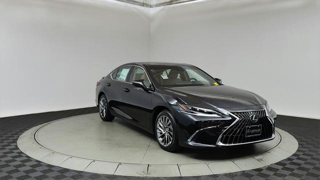 new 2025 Lexus ES 300h car, priced at $56,674