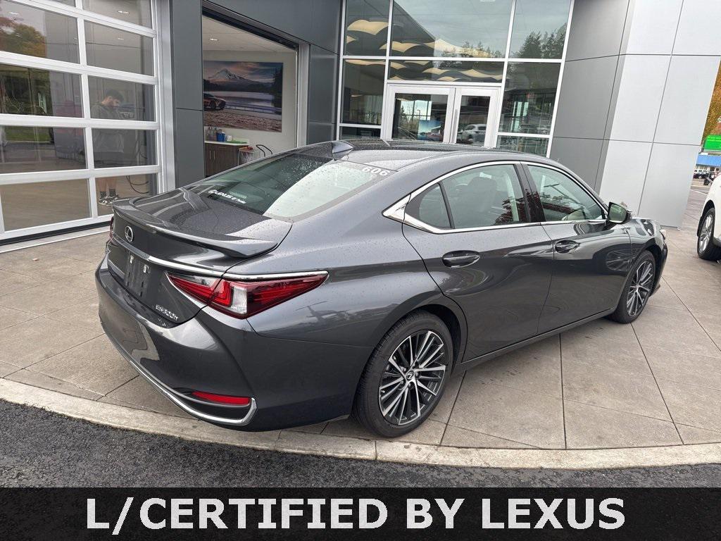 used 2025 Lexus ES 300h car, priced at $44,994