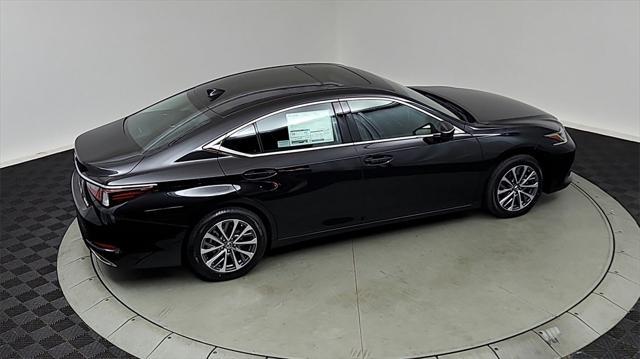 new 2024 Lexus ES 350 car, priced at $43,610