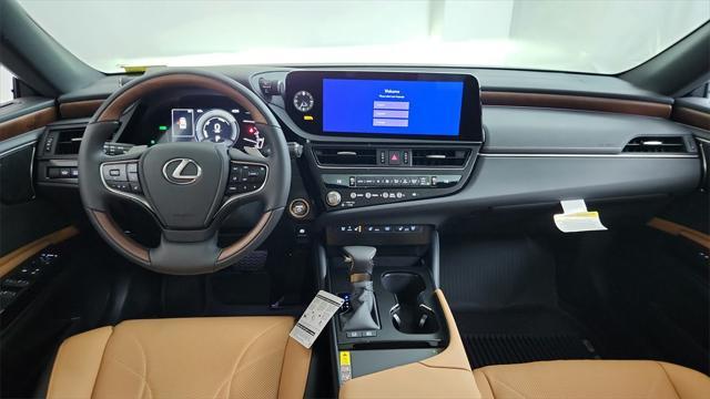 new 2025 Lexus ES 300h car, priced at $57,144