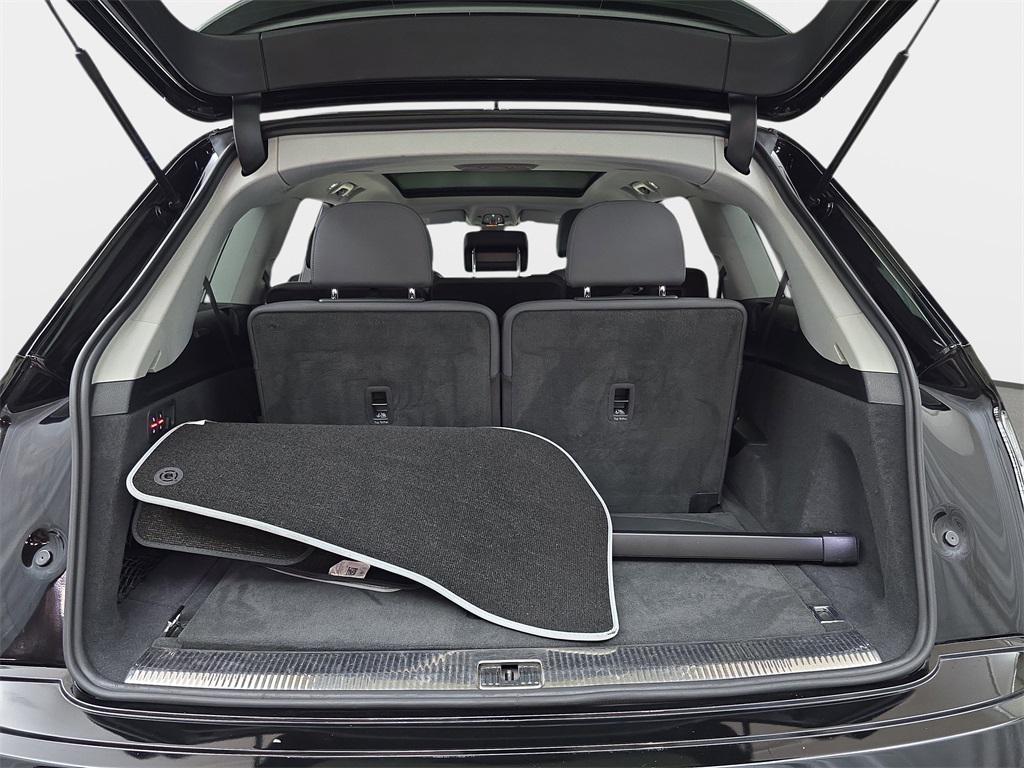 used 2021 Audi Q7 car, priced at $26,998