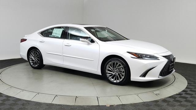 new 2025 Lexus ES 300h car, priced at $58,204