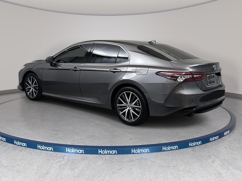 used 2022 Toyota Camry Hybrid car, priced at $14,490