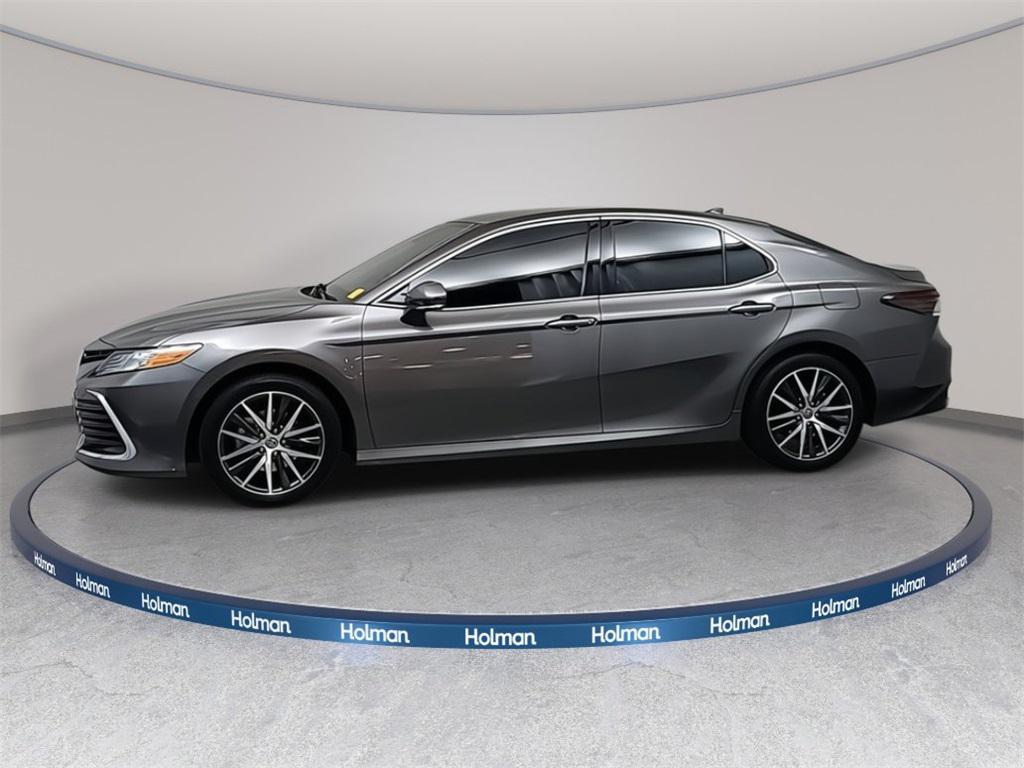 used 2022 Toyota Camry Hybrid car, priced at $14,490