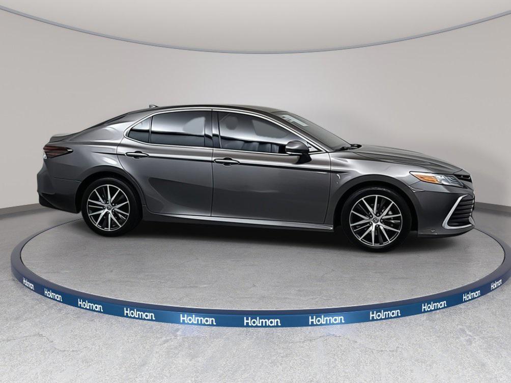 used 2022 Toyota Camry Hybrid car, priced at $14,490