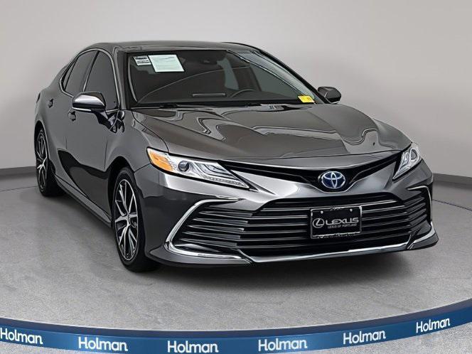 used 2022 Toyota Camry Hybrid car, priced at $14,490