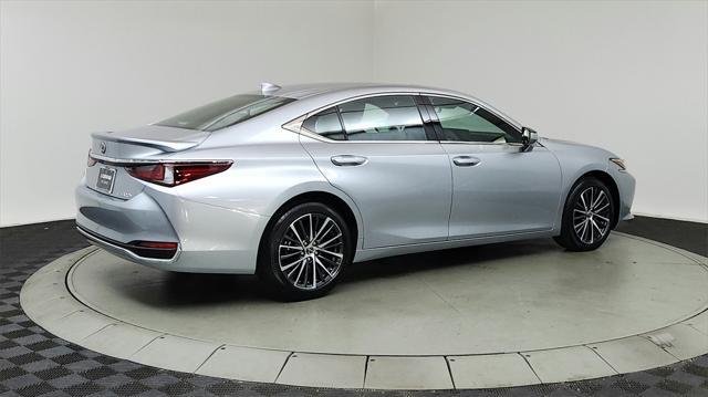 used 2023 Lexus ES 300h car, priced at $42,700