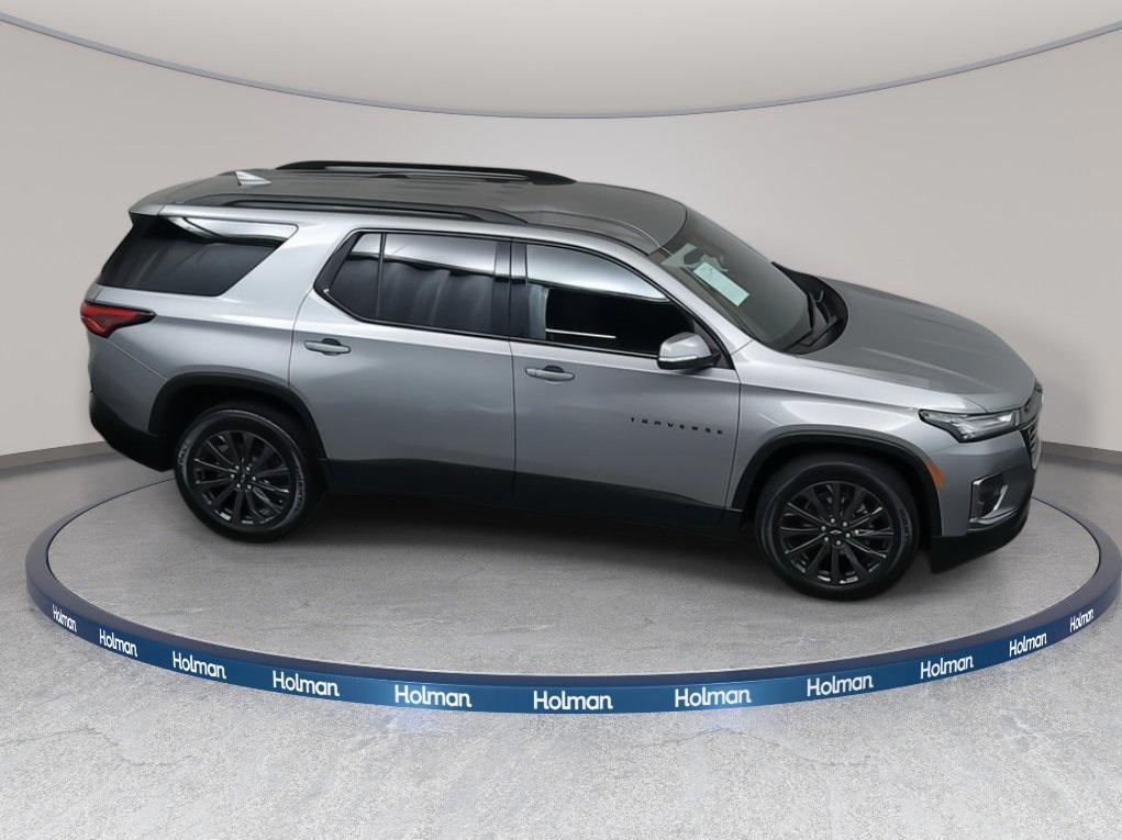 used 2023 Chevrolet Traverse car, priced at $32,988