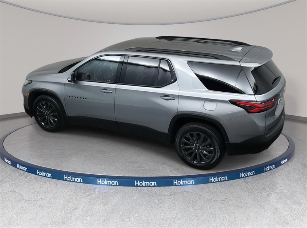 used 2023 Chevrolet Traverse car, priced at $32,988