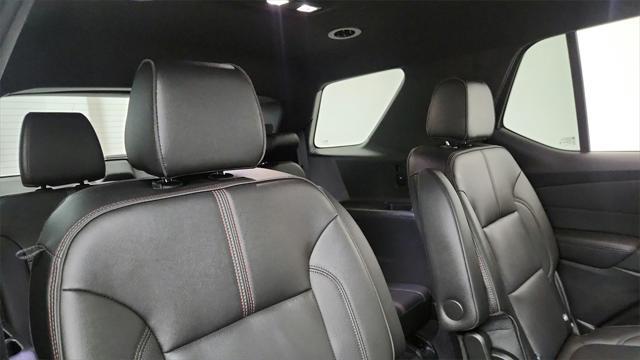used 2023 Chevrolet Traverse car, priced at $38,938