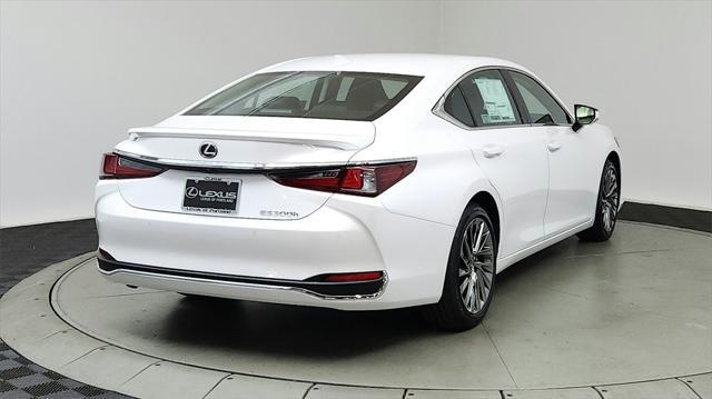 new 2025 Lexus ES 300h car, priced at $57,149