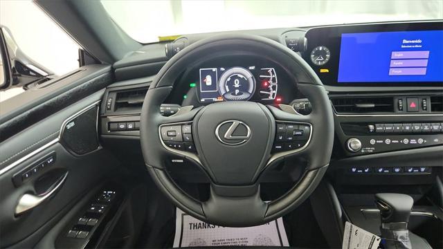 new 2025 Lexus ES 300h car, priced at $57,149