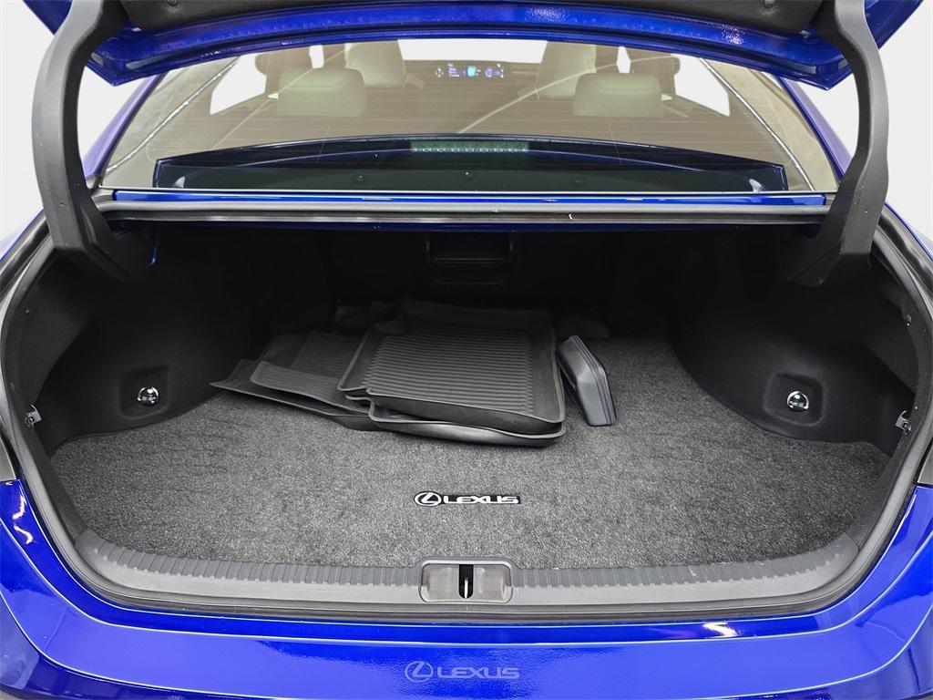 used 2022 Lexus ES 300h car, priced at $36,225