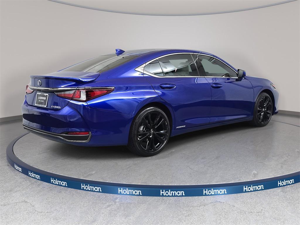 used 2022 Lexus ES 300h car, priced at $36,225