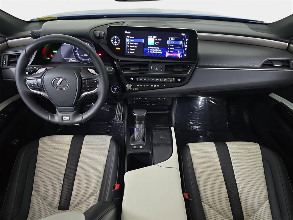 used 2022 Lexus ES 300h car, priced at $36,225