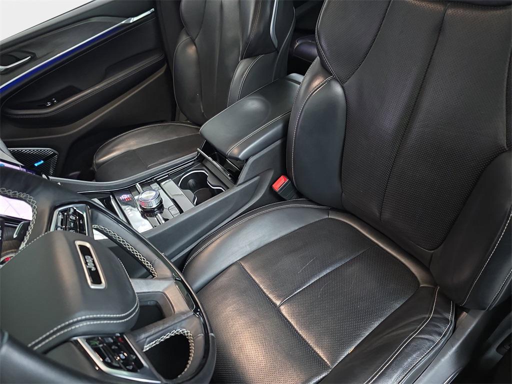 used 2022 Jeep Grand Cherokee L car, priced at $37,990