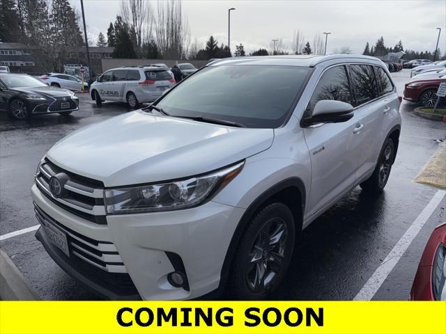 used 2018 Toyota Highlander Hybrid car