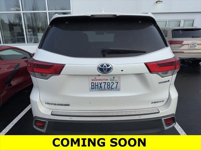 used 2018 Toyota Highlander Hybrid car